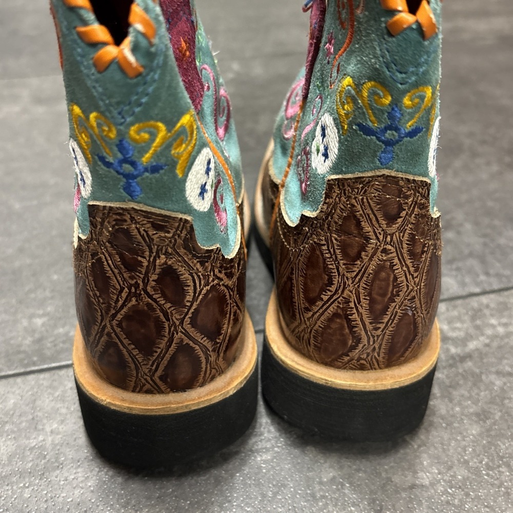 Ariat Fatbaby Leather Embroidered Cowboy Boots Pink Ostrich Print Skulls 10.5 - Picture 3 of 6